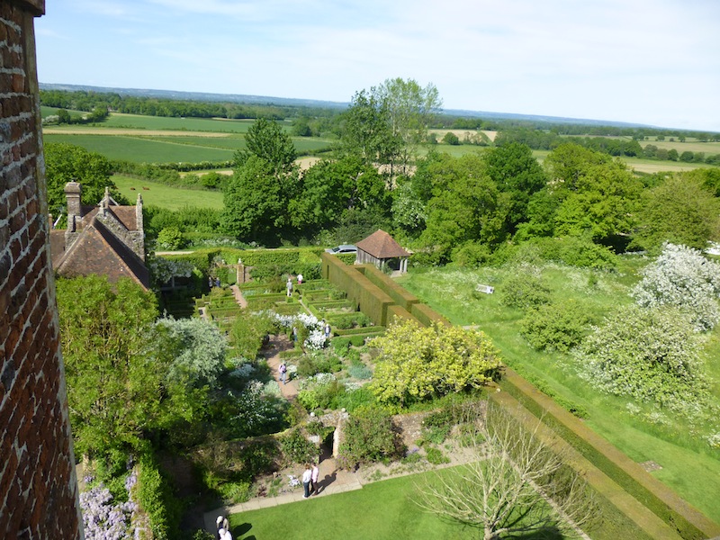 sissinghurst_other_tower_view4.jpg