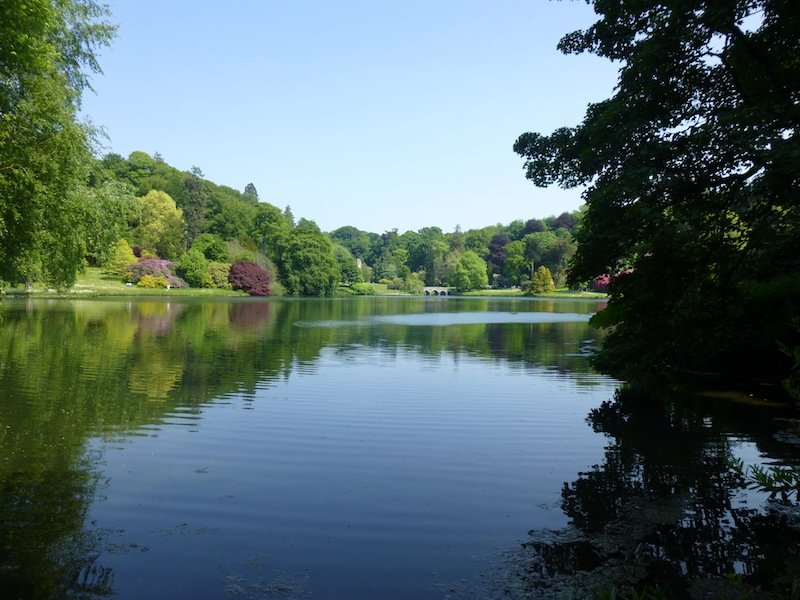 stourhead_lake.jpg